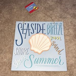 NWT beachy decor
